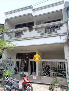 Rumah 2 Lantai Daerah Kebraon Utama Surabaya