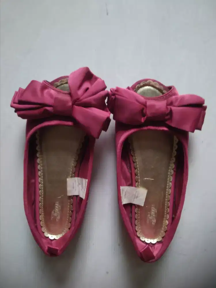 Sepatu anak Baby gap