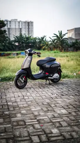 VESPA SPRINT CARBON 150 IGET ABS 2018