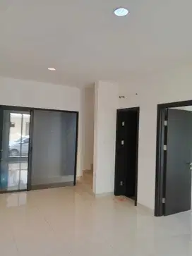 Disewakan Rumah 2 Lantai di Wisteria Metland Menteng, Jakarta Timur.