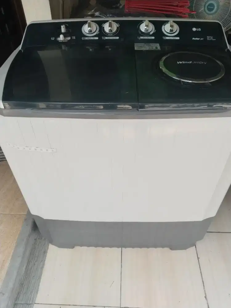 Mesin cuci LG 10 kg