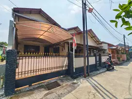 Dijual Rumah Hook di Jatiasih Indah Bekasi