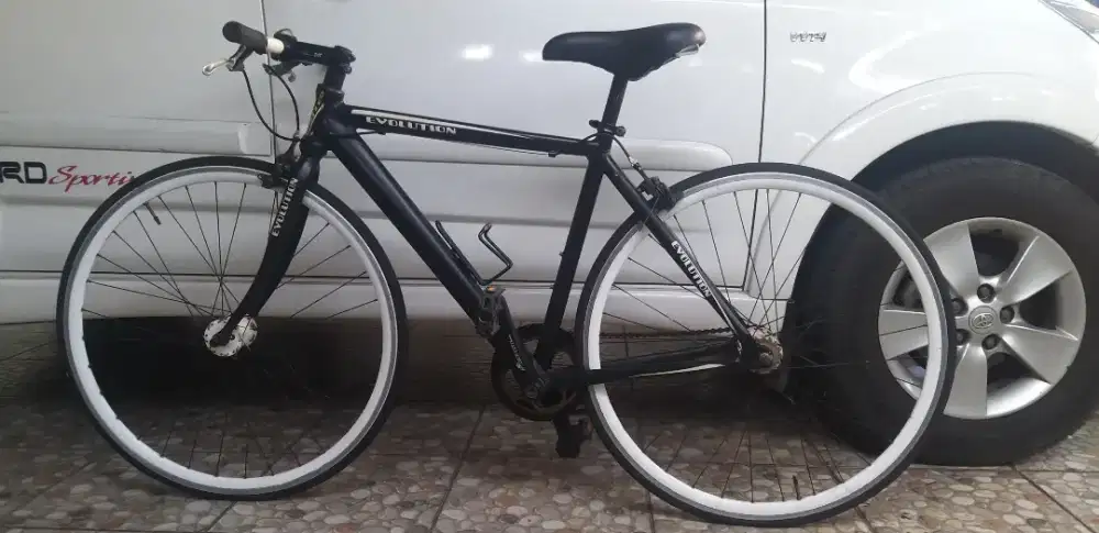 SEPEDA UNITED FIXIE HYBRID