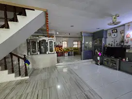 Dijual Ruko 2,5 Tingkat di Jalan Pekan Baru - Medan Kota
