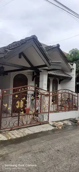 Rumah Strategis Dekat  Akses  Toll Perumahan Bumi Bekasi