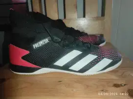 Judul: 
Sepatu Futsal (nego)