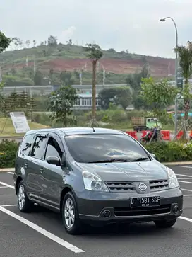 Nissan Grand Livina XV matic 2009