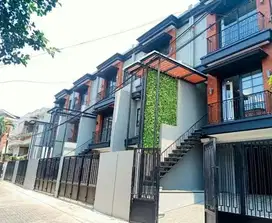 DIJUAL TOWN HOUSE DI SWARNABHUMI RESIDENCE HUNIAN MEWAH CILANDAK