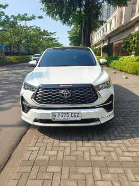 Innova Zenix V Bensin, th 2023 km 26rban attn pribadi