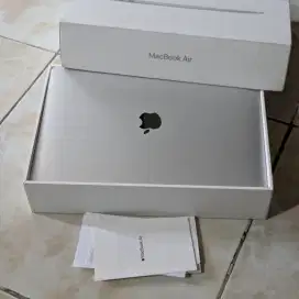 Macbook 2019 iBox resmi fullset no minus laptop apple