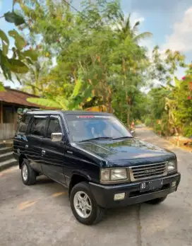2000 Isuzu Panther New Royale