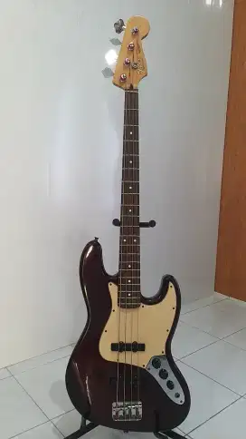 Gitar bass Fender Jazz bass Mexico thn 2005 mulus