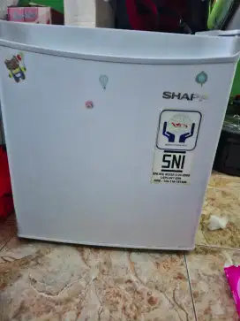 Kulkas sharp mini freezer
