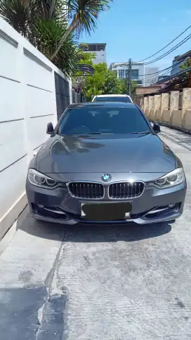 BMW F30 Sporty 320i AT