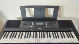 Yamaha PSR E373