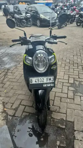 Scoopy donat 2017. Pajak hidup
