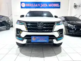 DI JUAL FORTUNER VRZ TRD 2.4L 2019 A/T PUTIH