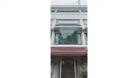 Ruko Galeri Niaga Mediterania, PIK