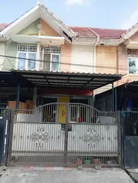 Dijual Rumah di Taman Palem Lestari
