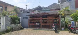 Rumah siap huni di harapan indah bekasi