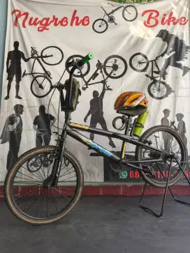 Sepeda BMX : SENATOR
