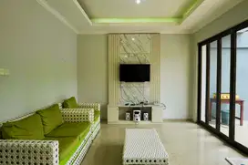 Dijual Rumah Villa Cocok untuk Investasi Income Bagus di Dago Resort