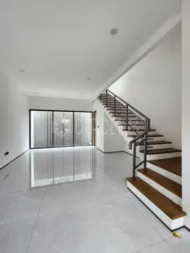 Ready To Move In, Rumah Baru Di Kawasan Beken Sayap Buah Batu, Bandung