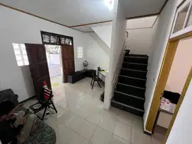 Disewakan Rumah Tempat Usaha Kancra Burangrang Bandung Kota