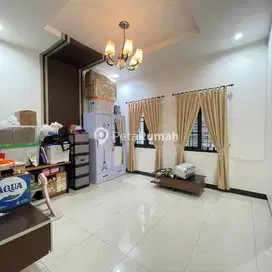 DIJUAL VILLA KOMPLEK CEMARA ASRI PERCUT SEI TUAN (indra)