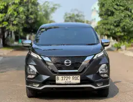 Nissan Livina VL 1.5 AT 2022