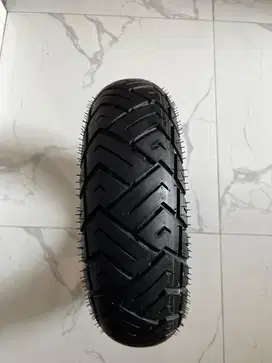 Ban Belakang Vespa Matic Zeneos 120/70 Ring 10