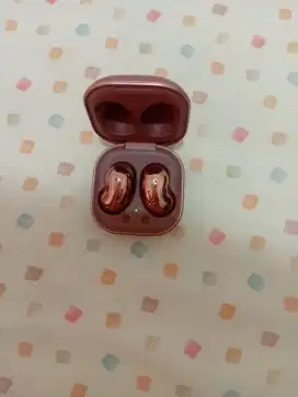 Samsung Airbuds