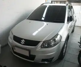 Suzuki SX4 jual cepat