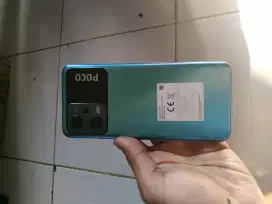 Hp xiaomi poco x5 5G 
Ram 8 / 256 GB
 Hp charger