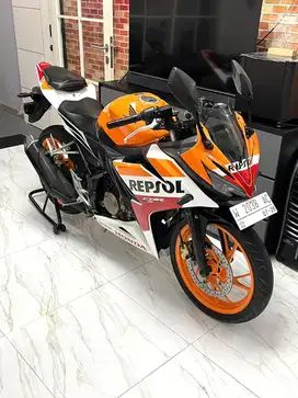 CBR BAGUS TERAWAT KM RENDAH