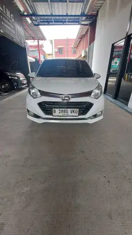 Daihatsu Sigra 1.2 MT 2016