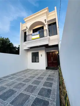 RUMAH MEWAH MODERN CLASSIC SIAP HUNI DI JATIASIH BEKASI BEBAS BANJIR