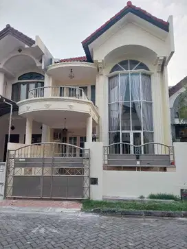 Rumah 2 Lantai Taman Mutiara Pakuwon City Surabaya
