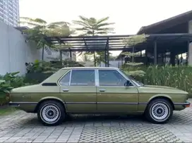 BMW E12  Serie 5 , th.1982 rare item mulus koleksi full original