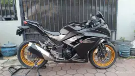 Kawasaki Ninja 250 Fi orian Istimewa pajak on