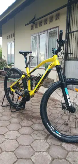 Sepeda MTB Thrill Fervent 2.0