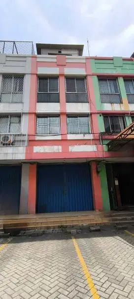 Disewakan a Cepat Strategis Ruko di Cempaka Mas Jakarta Pusat