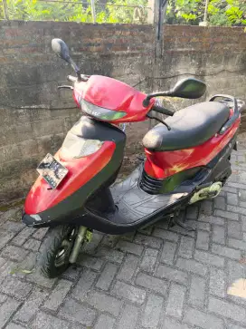 Kymco Trend 125 Merah