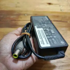 Charger laptop Lenovo 20V 4.5A