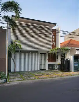 DISEWAKAN RUMAH USAHA MANYAR JAYA - KOSONGAN
