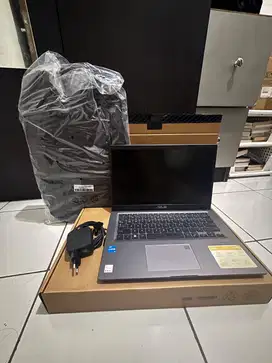 Asus Vivobook 14