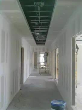 Wall Moulding Sekat Plafon Partisi PVC GRC Gypsum Jasa Tukang Pasang
