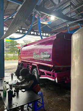(FULL) Operator Pengisian Truk Air
