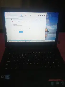 Lenovo Ideapad 110 ram 4 SSD 256 nominus
