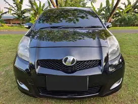 YARIS E MATIC 2010 2011 PRIBADI KM LOW PAJAK PANJANG ORISINIL SIAP PKE